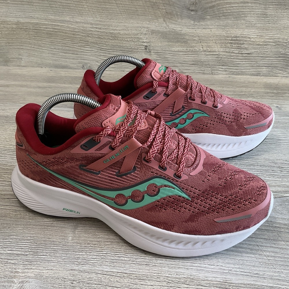 Saucony Guide 16 Running Comfort Womens 9.5W Wide S10811-25 Athletic Sneakers